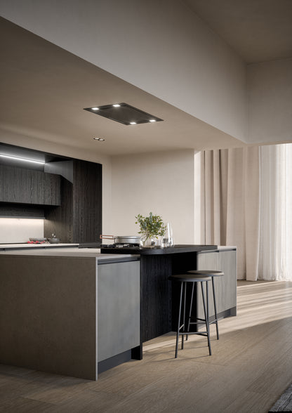 HERA 04 - Cucina elegante con isola e finiture effetto metallo