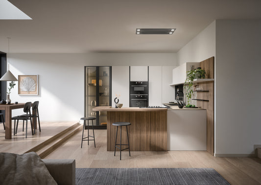 LUCE 01 - Cucina a “U” e dettagli in legno
